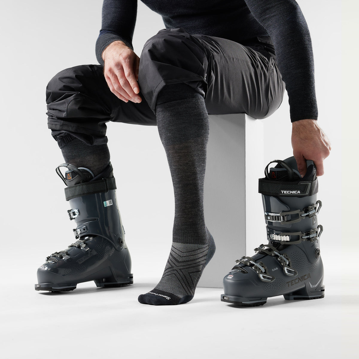 Ski Extra Stretch Over The Calf Socks